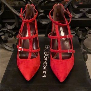 BCBGeneration NWT Red Heels 👠 size 6